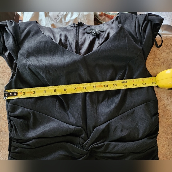 White House Black Market Black Women's Taffeta Cap Sleeves Dress Size 4 - Picture 8 of 11